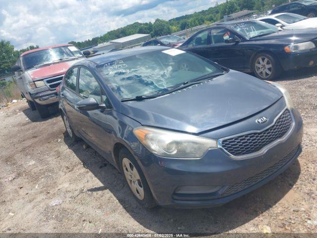  Salvage Kia Forte