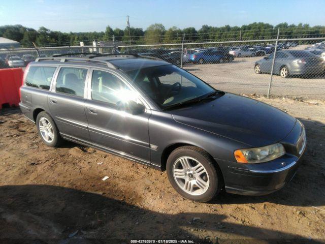  Salvage Volvo V70