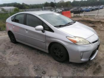  Salvage Toyota Prius