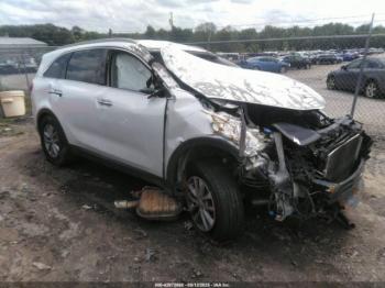  Salvage Kia Sorento