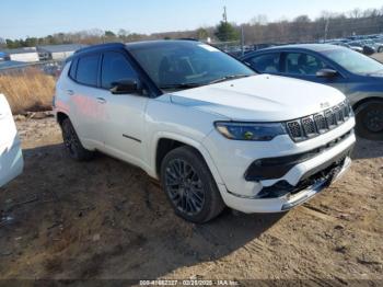  Salvage Jeep Compass