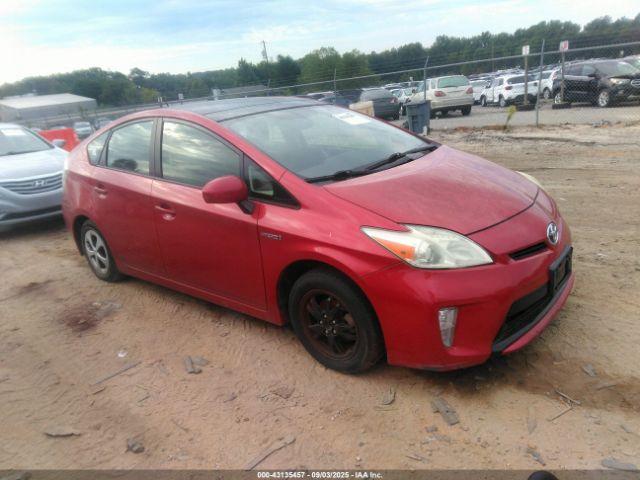  Salvage Toyota Prius
