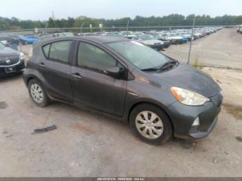  Salvage Toyota Prius c
