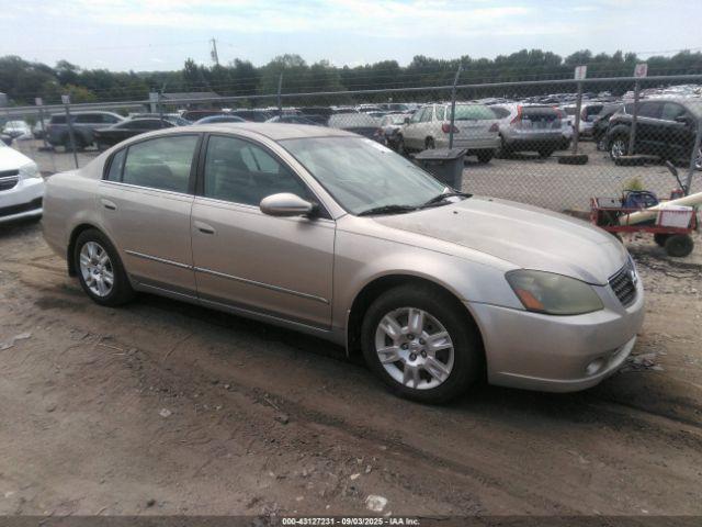  Salvage Nissan Altima