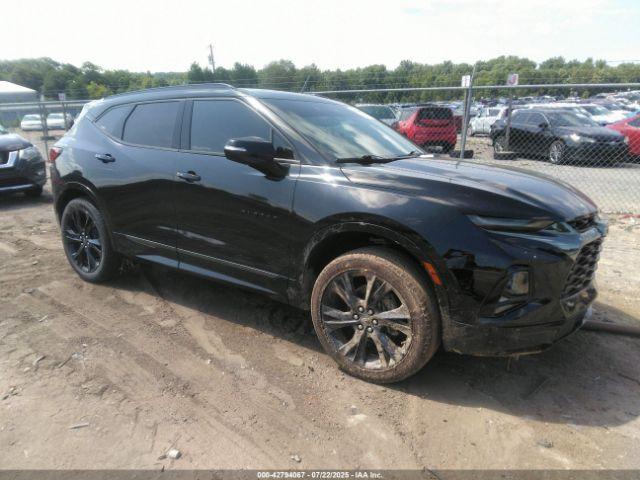  Salvage Chevrolet Blazer