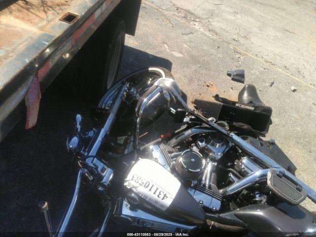  Salvage Harley-Davidson Flhri