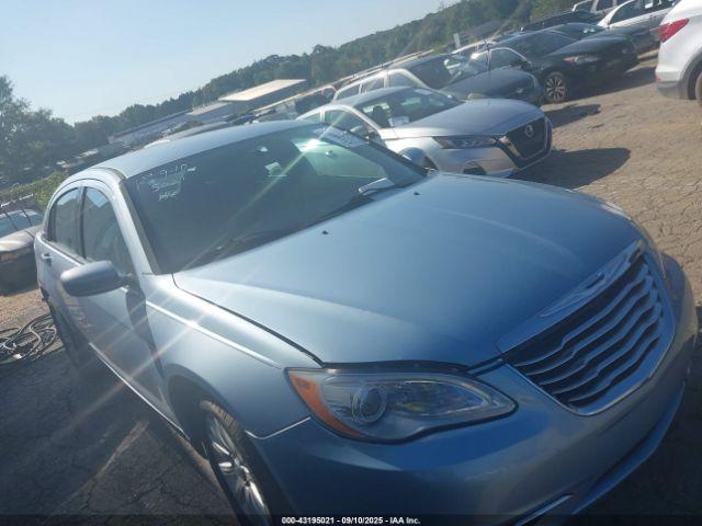  Salvage Chrysler 200