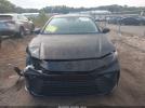 Toyota Camry Le Image 12