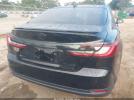 Toyota Camry Le Image 11