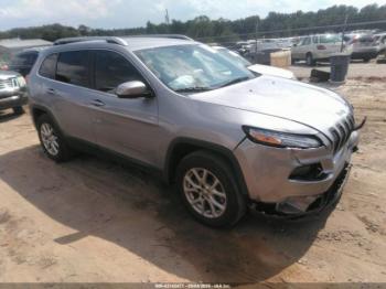  Salvage Jeep Cherokee