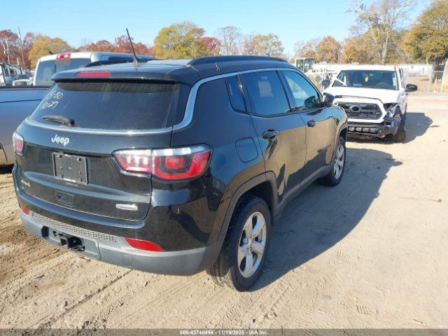 Jeep Compass Latitude 4x4 Image 5