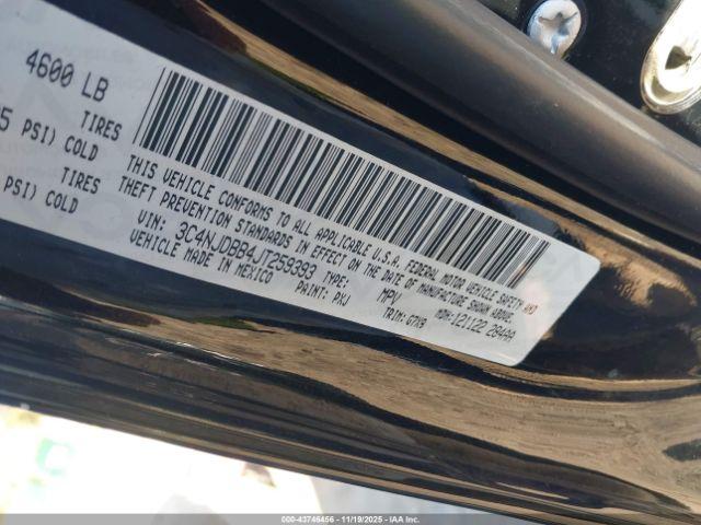 Jeep Compass Latitude 4x4 Image 9