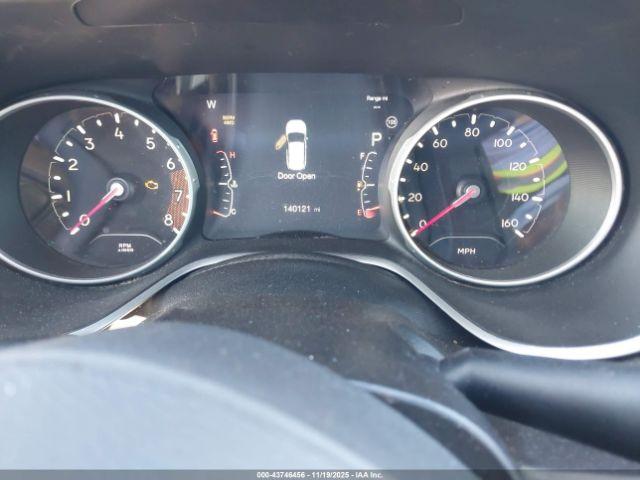 Jeep Compass Latitude 4x4 Image 13