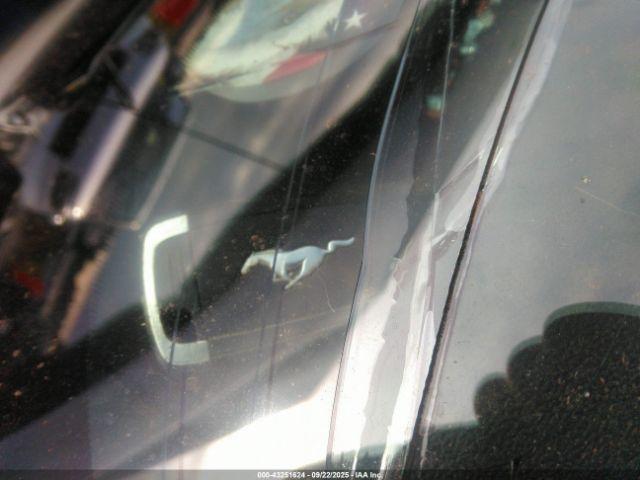 Ford Mustang Ecoboost Premium Image 10