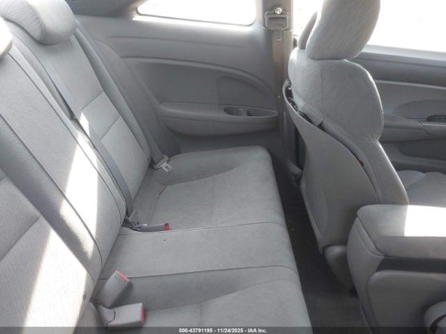 Honda Civic Lx Image 9