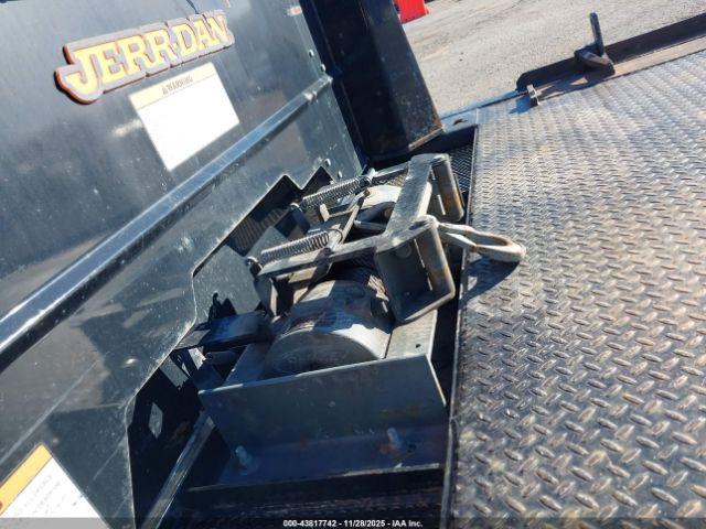 Kenworth T270 Image 14