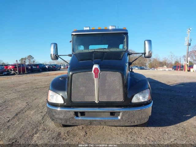 Kenworth T270 Image 8