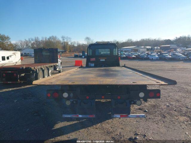 Kenworth T270 Image 12