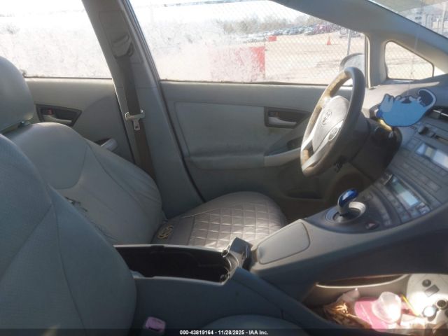 Toyota Prius Ii Image 3