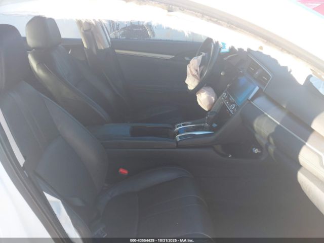 Honda Civic Touring Image 4