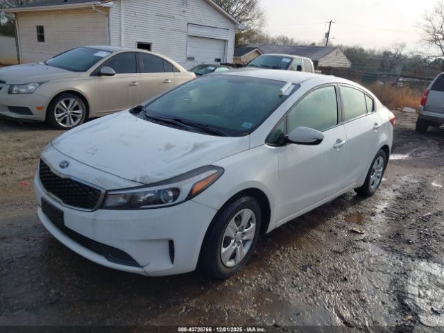 Kia Forte Lx Image 2