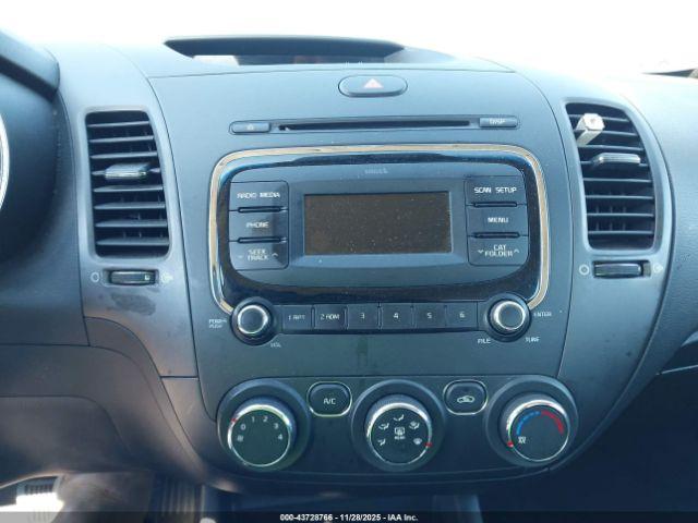 Kia Forte Lx Image 11