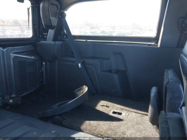 Ford Bronco Black Diamond Image 13