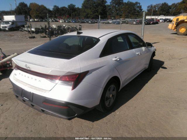 Hyundai ELANTRA Se Image 9
