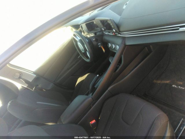 Hyundai ELANTRA Se Image 2