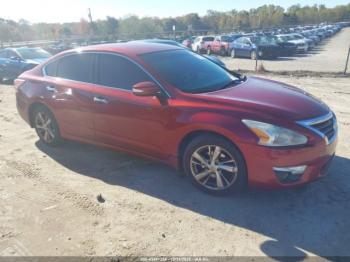  Salvage Nissan Altima