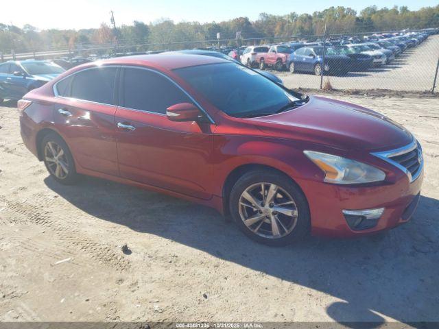  Salvage Nissan Altima