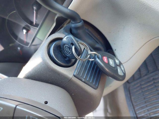 Cadillac DTS Standard Image 7