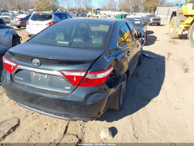 Toyota Camry Se Image 2