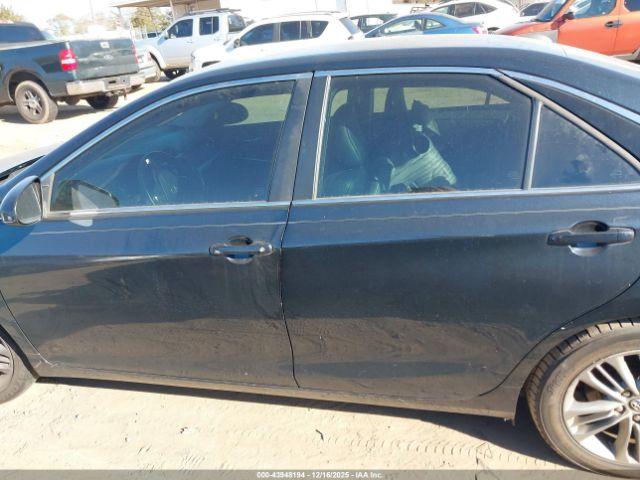 Toyota Camry Se Image 15