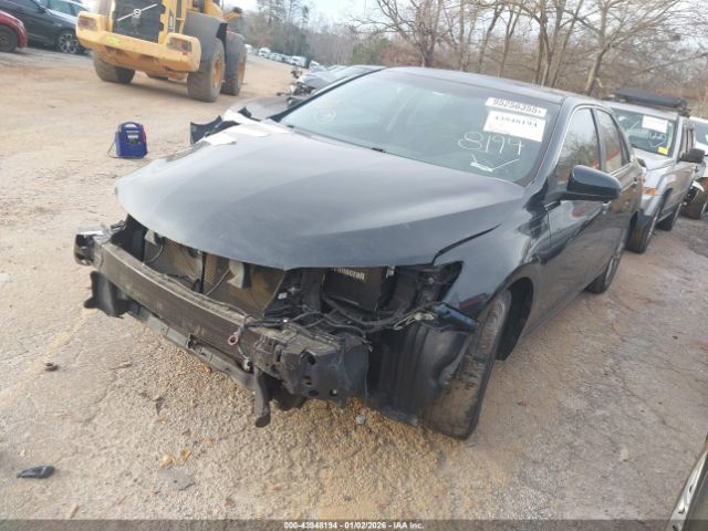 Toyota Camry Se Image 14