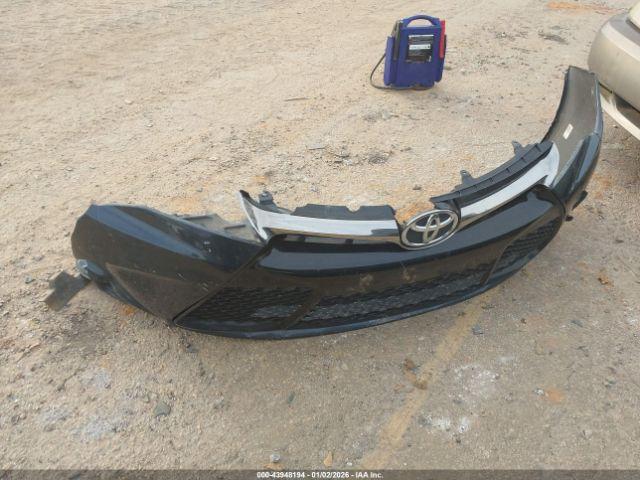 Toyota Camry Se Image 13