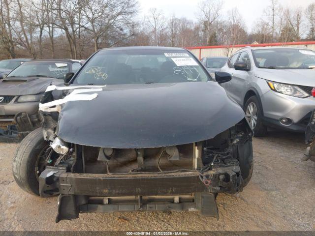 Toyota Camry Se Image 12