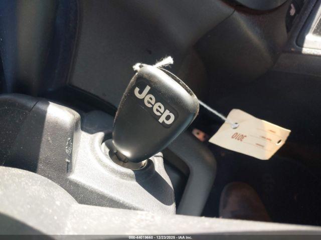 Jeep Patriot Latitude Image 7