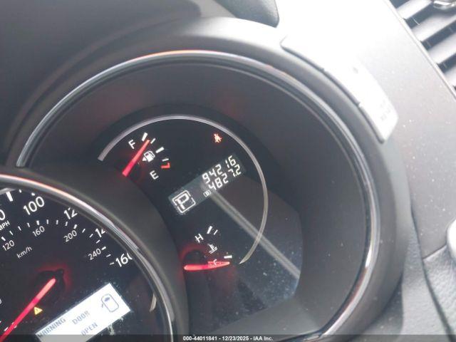 Nissan Murano Sv Image 12