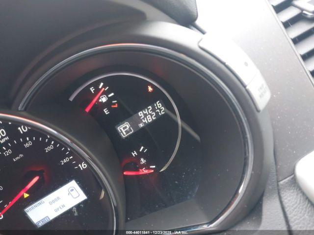 Nissan Murano Sv Image 8