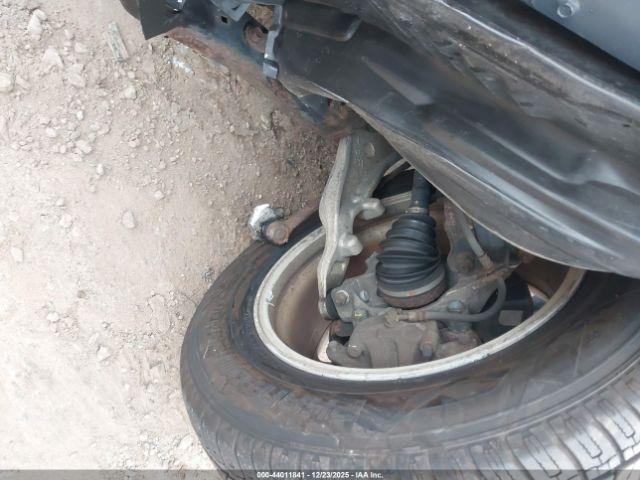 Nissan Murano Sv Image 9