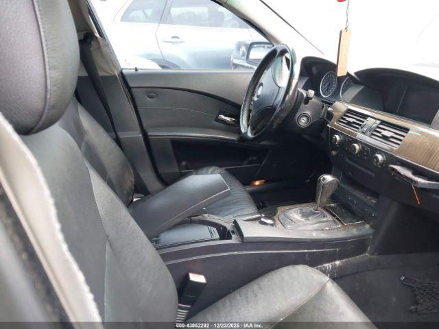 BMW 5 Series Image 14