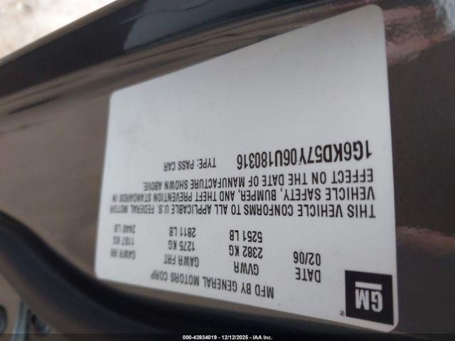 Cadillac DTS Standard Image 13