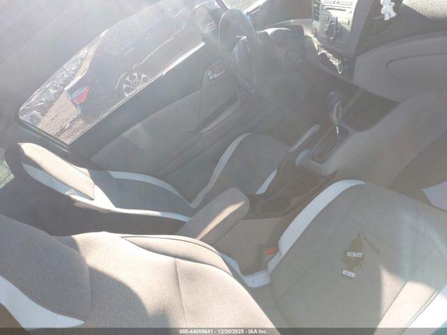 Honda Civic Lx Image 2