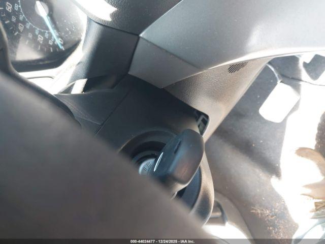 Ford Escape Se Image 3