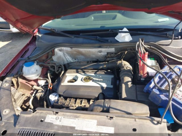 Volkswagen Tiguan S Image 7