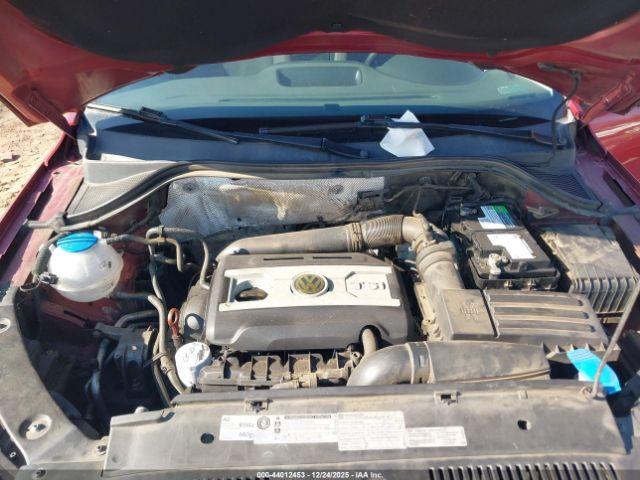 Volkswagen Tiguan S Image 10