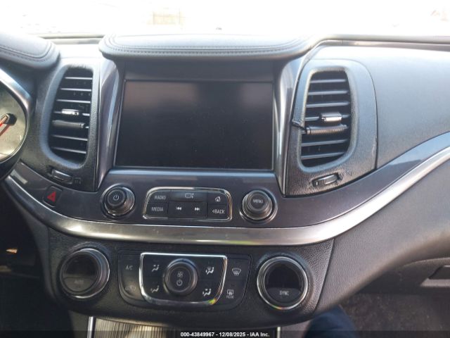 Chevrolet Impala 1lt Image 18