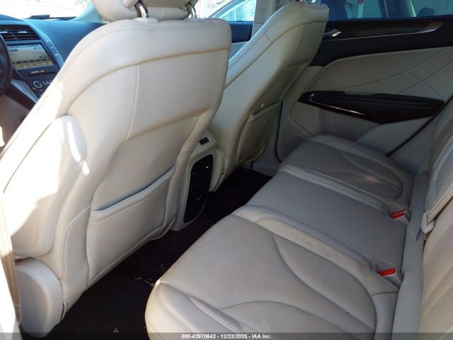 Lincoln MKC Reserve Image 15