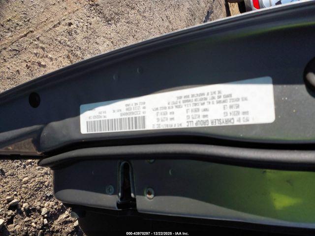 Dodge Charger Se Image 10